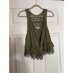 Decree Olive Green Crochet Lace Open Front Vest Boho Babydoll Ruffle Hem M